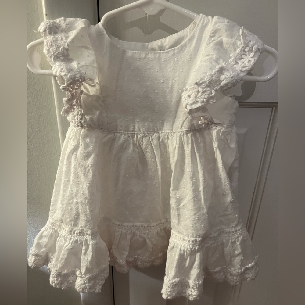 White Baby Gap Dress Size 3-6 Months